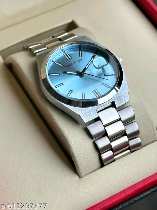 The Heritage Vanguard: Vintage-Inspired Precision & Minimalist